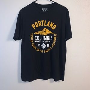 Black Portland Columbia T-shirt Size Large